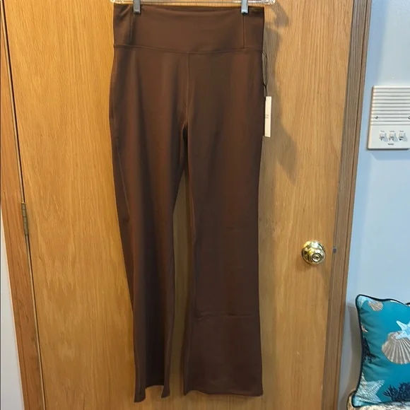 Girlfriend Collective NWT size XL Brown Boot Cut/flair Pants. - Picture 2 of 5